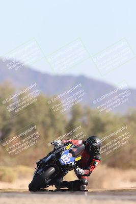 media/Nov-02-2025-CVMA (Sun) [[337aff29ab]]/Race 8-Formula Lightweight Twins Shootout/